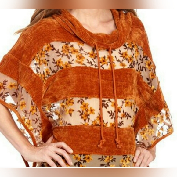 Dor Dor Couture Chenille Floral Burnout Stripe Poncho - Picture 1 of 7